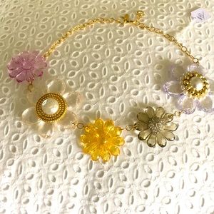 Lenore dame necklace floral